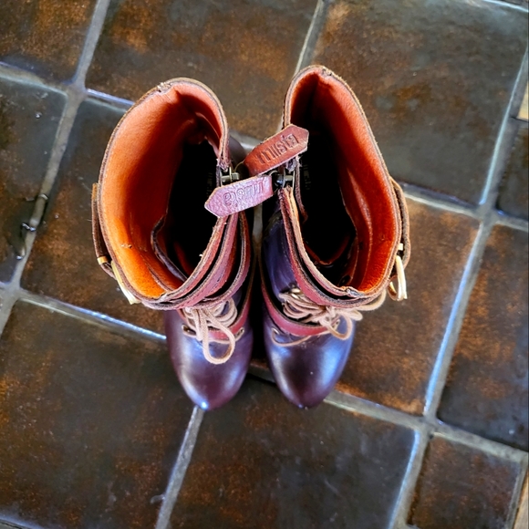 Miista Andee Leather Boots - Picture 5 of 9